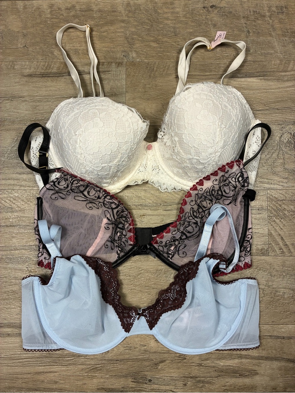 Victoria Secret Bundle 3 Bras Unlined Demi Sheer Lined Demi Lace